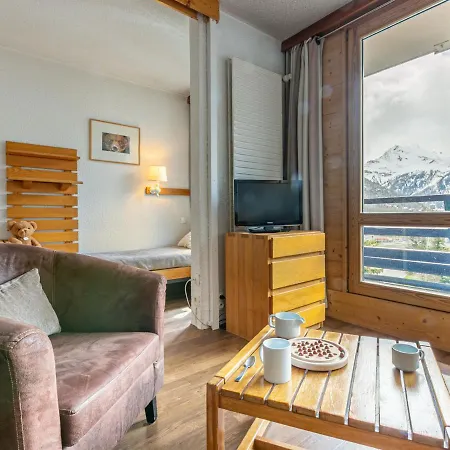 Skis Aux Pieds A La Daille Avec Balcon Et Cuisine Equipee - Fr-1-694-175 Apartment *